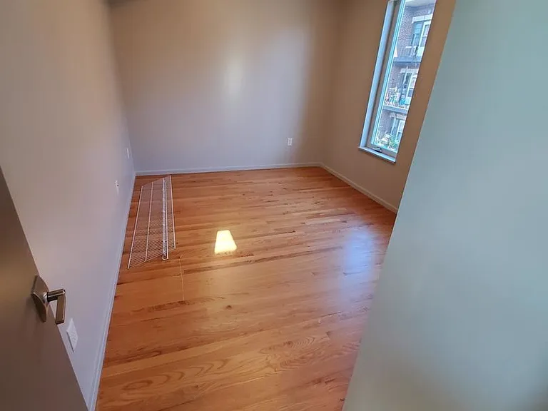 57 Glenville Ave — Photo 11