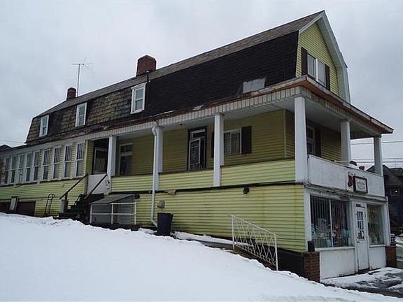 2nd image of 602 Broad St