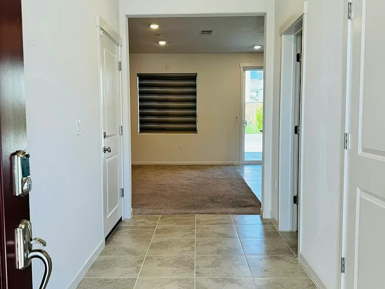 5348 Knights Valley Ln — Photo 2