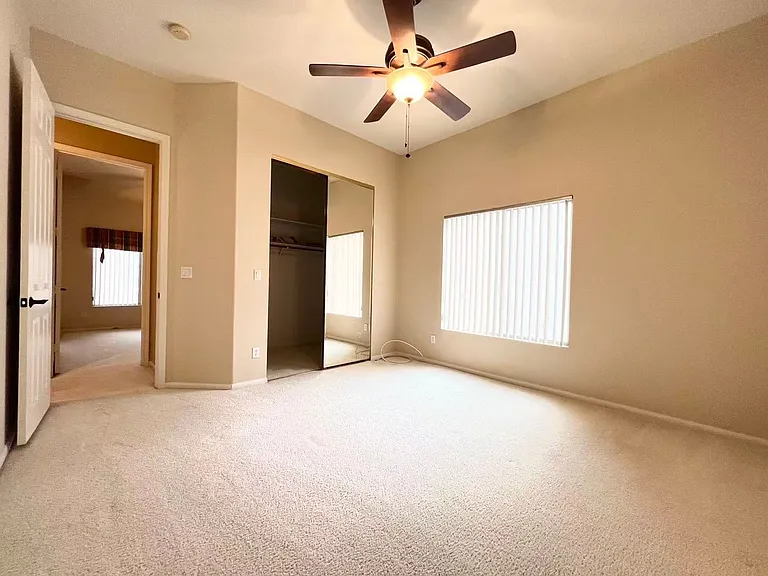 2105 Eaglepath Cir — Photo 27