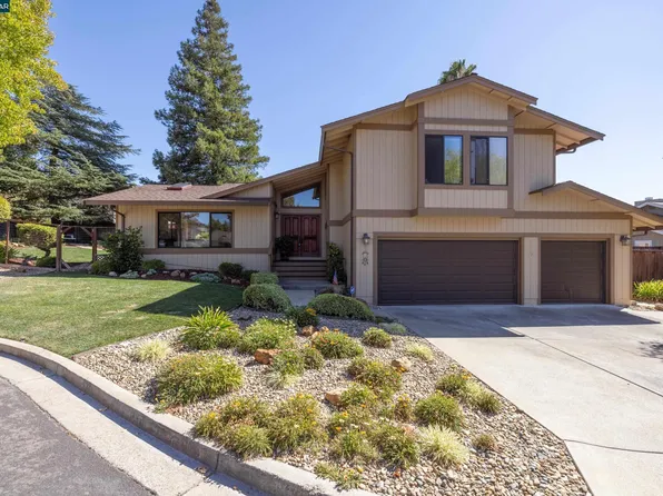 3020 Lanway Ct, Concord, CA 94518
