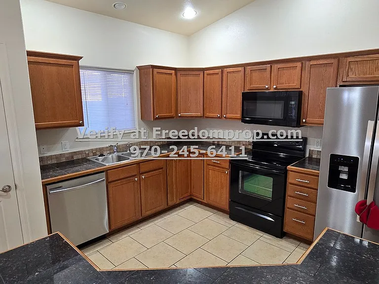 1187 Cherrywood Ave — Photo 5