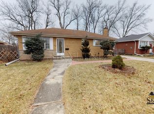 132 W Janice Ln, Addison, IL 60101