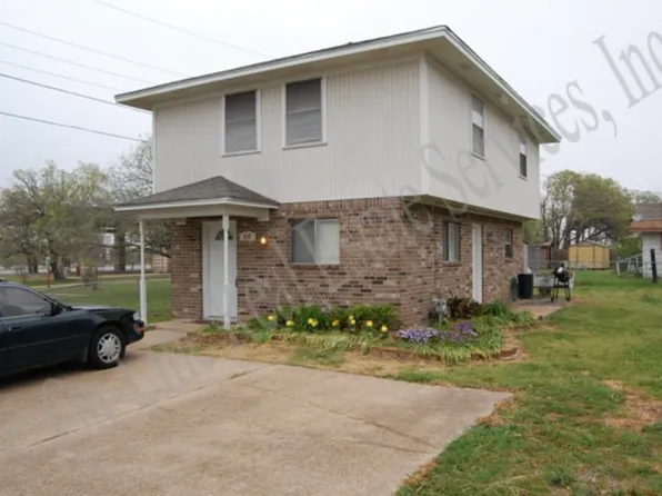 517 Chappel St, College Station, TX 77840