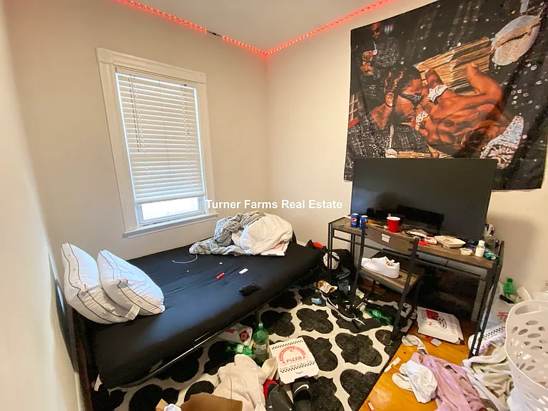 108 Buttonwood St #3A — Photo 11