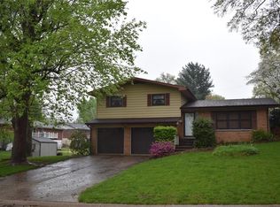 653 Springdale Dr, Belleville, IL