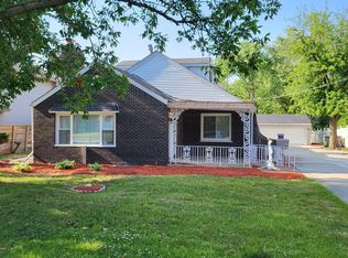 1823 Terrace Rd, Homewood, IL 60430