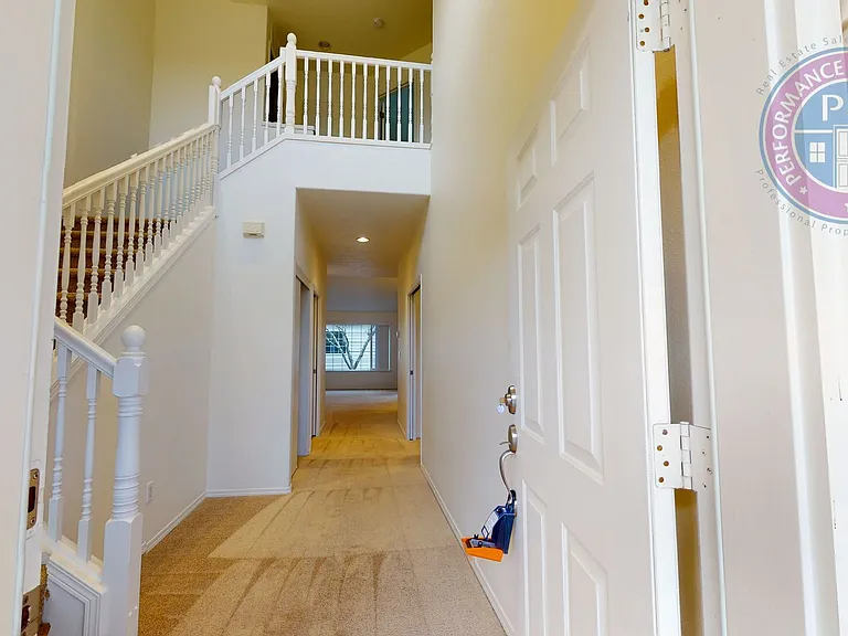 14439 SE Oregon Trail Dr — Photo 2