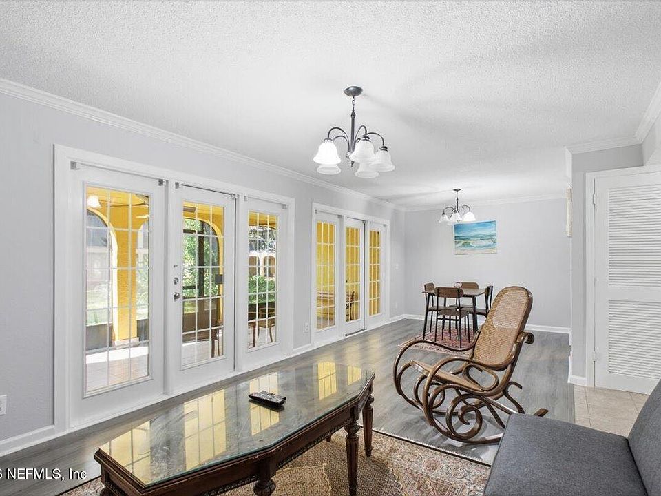 1st image of 3864 LA MIRADA Drive N #5