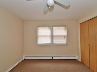1620 E 75th St APT 2D, Chicago, IL 60649