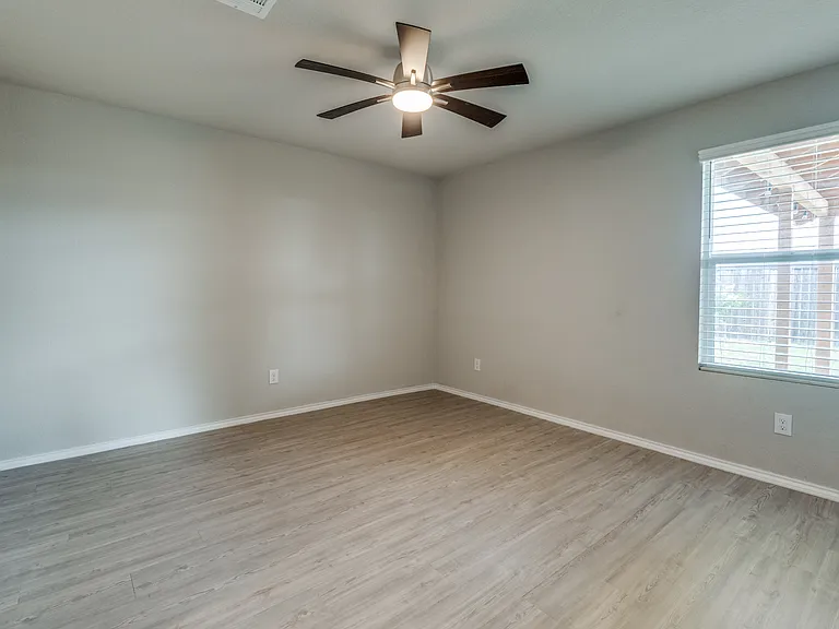 10535 Hammock Hl — Photo 13