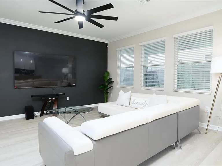 3027 Camden Way — Photo 11