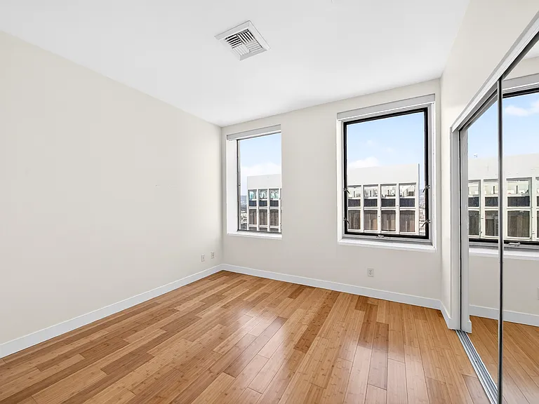 3810 Wilshire Blvd #1405 — Photo 9