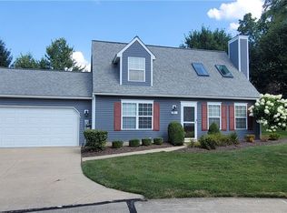 9041 Twin Hills Pkwy, Twinsburg, OH 44087