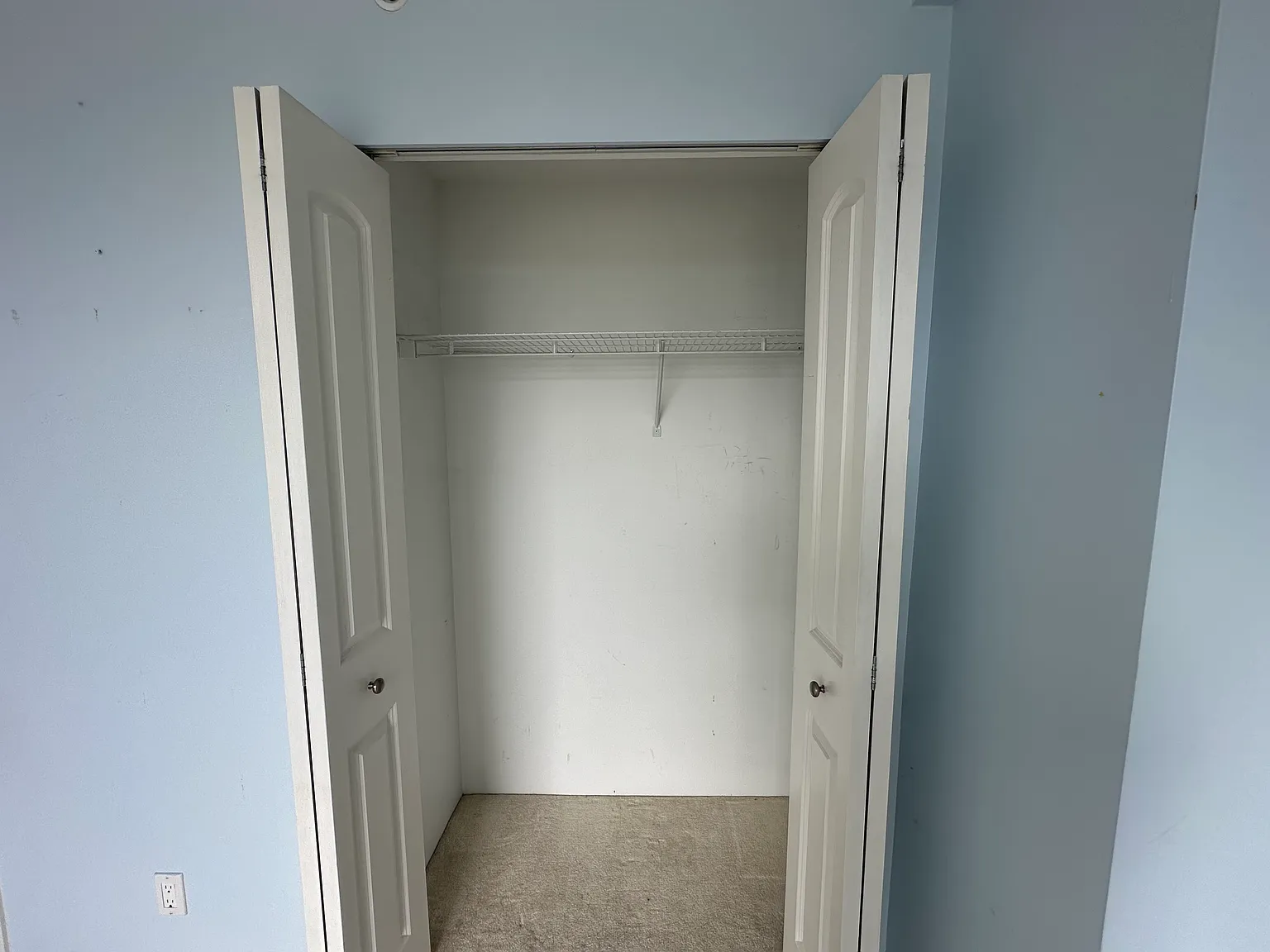 2 bed, 1050 sqft, $2,500 — Photo 4