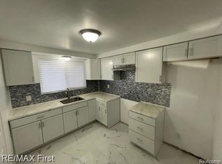 9918 Terry St, Detroit, MI 48227