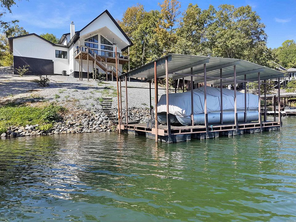 1st image of 13 Caribe Ln