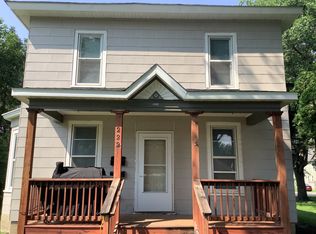 222 1/2 E Mill St, Owatonna, MN 55060