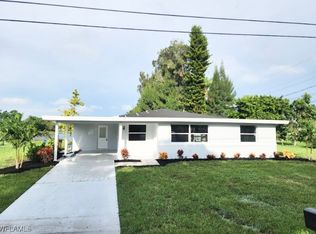15 Maple Ave N, Lehigh Acres, FL 33936