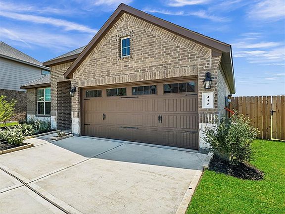 2nd image of 442 Summer Sky Ln