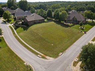 6373 S Weatherwood Trl, Springfield, MO 65810