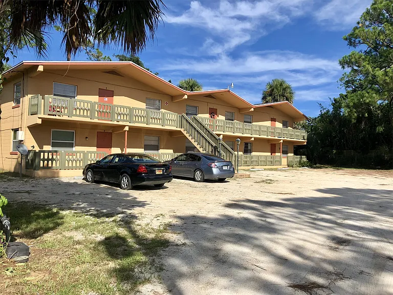 311 Francis Dr #2 — Photo 2