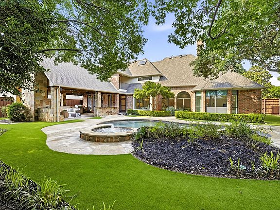 3rd image of 6604 Overlook Ct