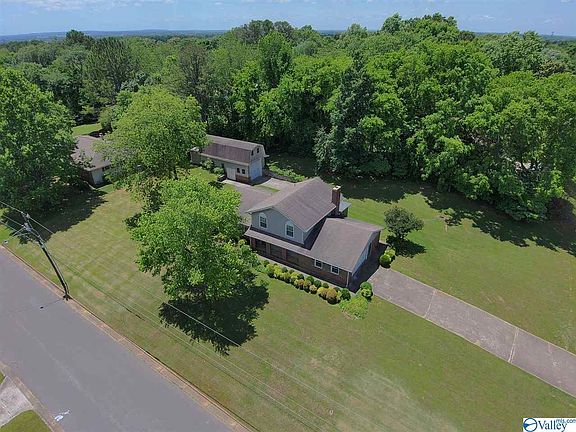 5th image of 913 Seina Vista Dr