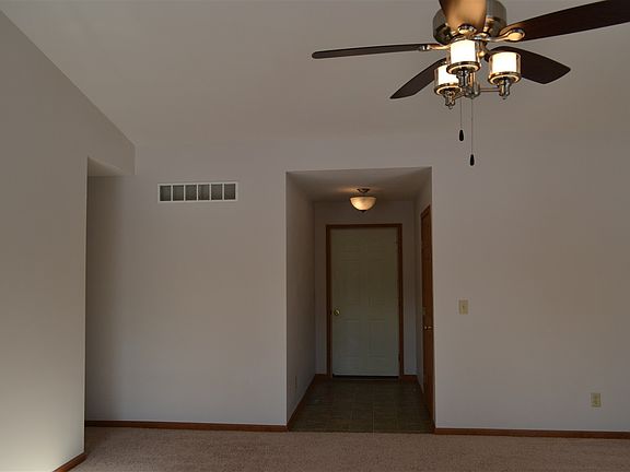 2nd image of 5222 Windrush Dr