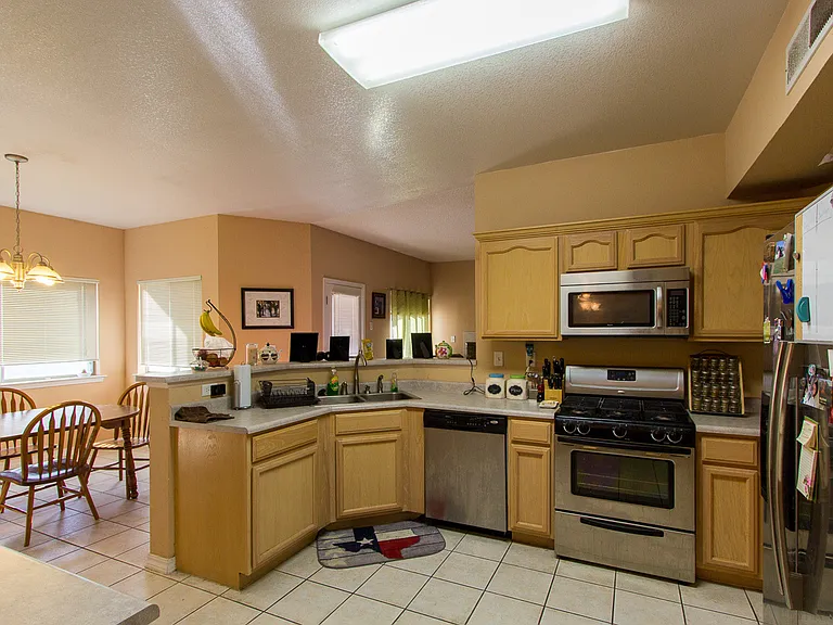3036 Tierra Polar Dr — Photo 4