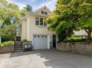 12 Grandview Rd, Arlington, MA 02476