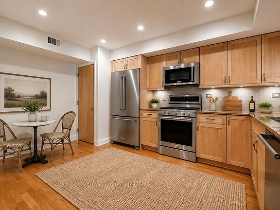 4th image of 415 Franklin Ave APT 2C