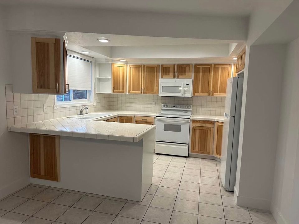 1st image of 2085 S Fairway Dr