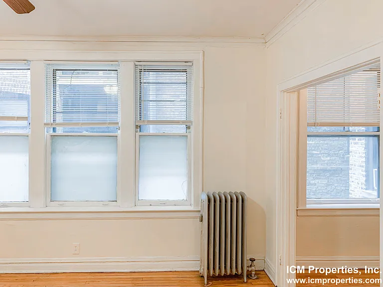 400 W Surf St #1 — Photo 3