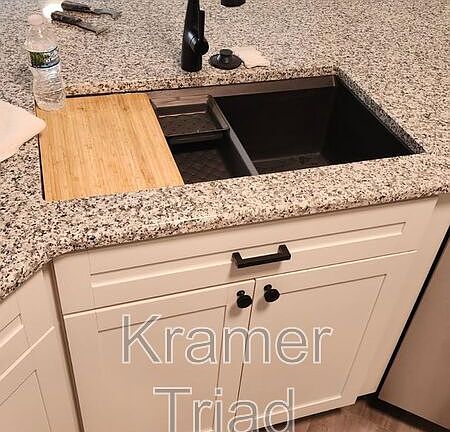 5th image of 16105 Chesapeake Cir