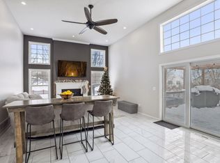 8574 Timberwood Rd, Woodbury, MN 55125