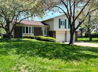 2541 Gemini Ct, Lake Orion, MI