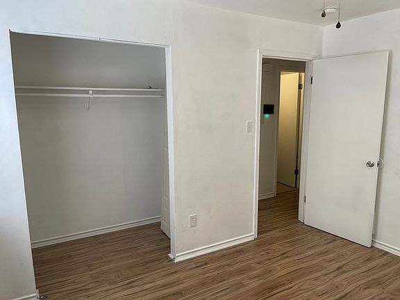 4th image of 704 W Lincoln Ave
