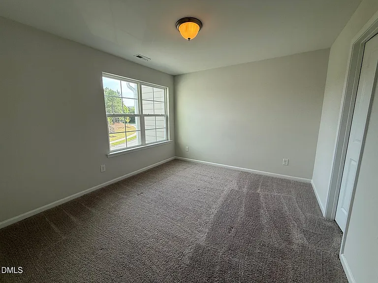 1037 Lakebrink Dr — Photo 23