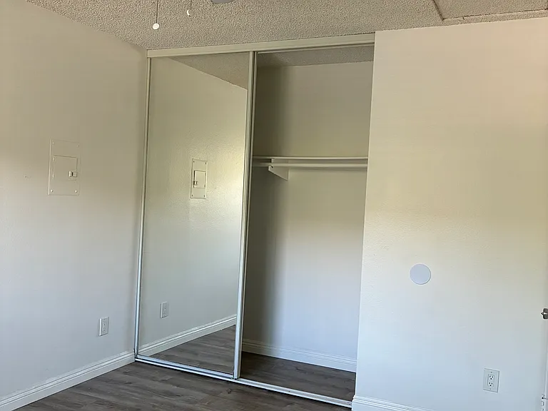 280 Wells Ave #C — Photo 9