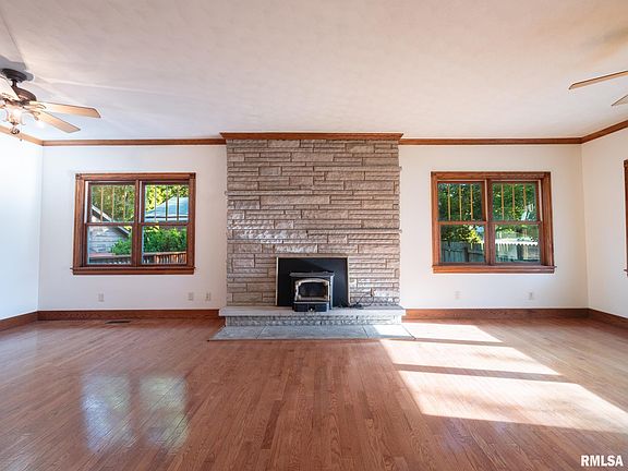 5th image of 4236 N Prospect Rd