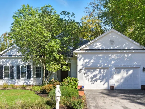 6573 Kenwood Pl, Westerville, OH 43082