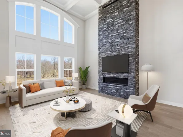 233 Coffman Dr, Exton, PA 19341