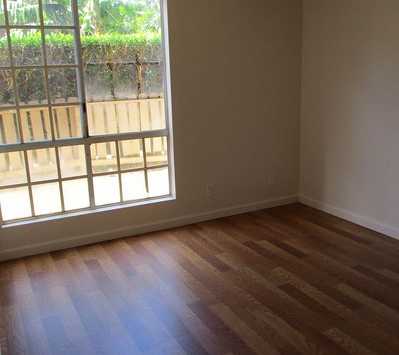 1st image of 140 Uwapo Rd APT 48-101