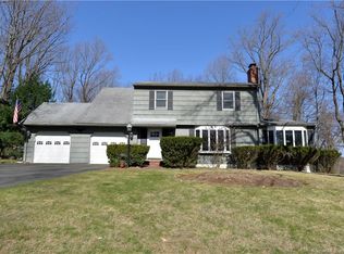 40 Dart Hill Rd, Milford, CT 06461