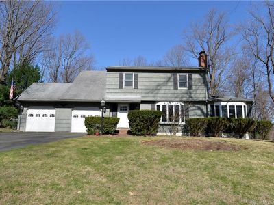 40 Dart Hill Rd, Milford, CT, 06461