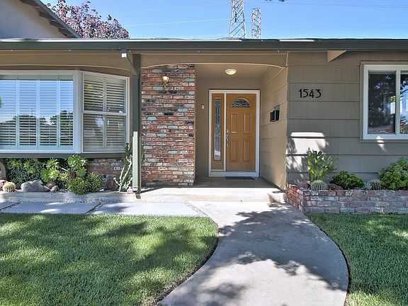 4th image of 1543 Ashcroft Way