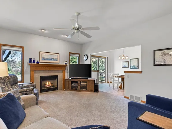 5636 Ambrosia Terrace, Mcfarland, WI 53558