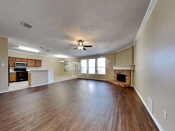 5th image of 733 Mesa Vista Dr