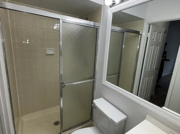 7107 Sutton Pl #1, Fresh Meadows, NY 11365